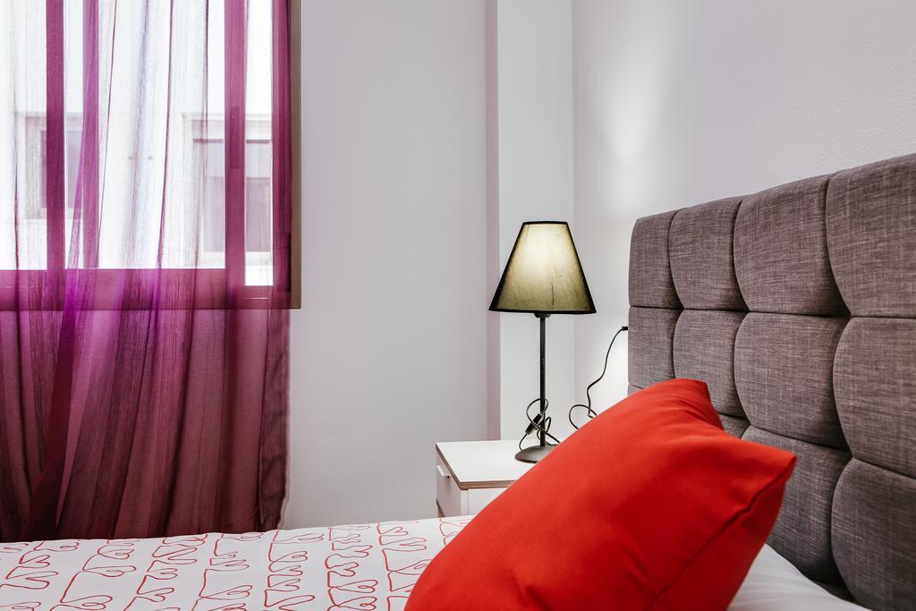 Apartamentos Madrid トレビエハ エクステリア 写真