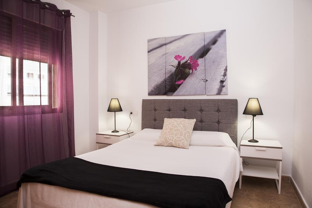 Apartamentos Madrid トレビエハ エクステリア 写真